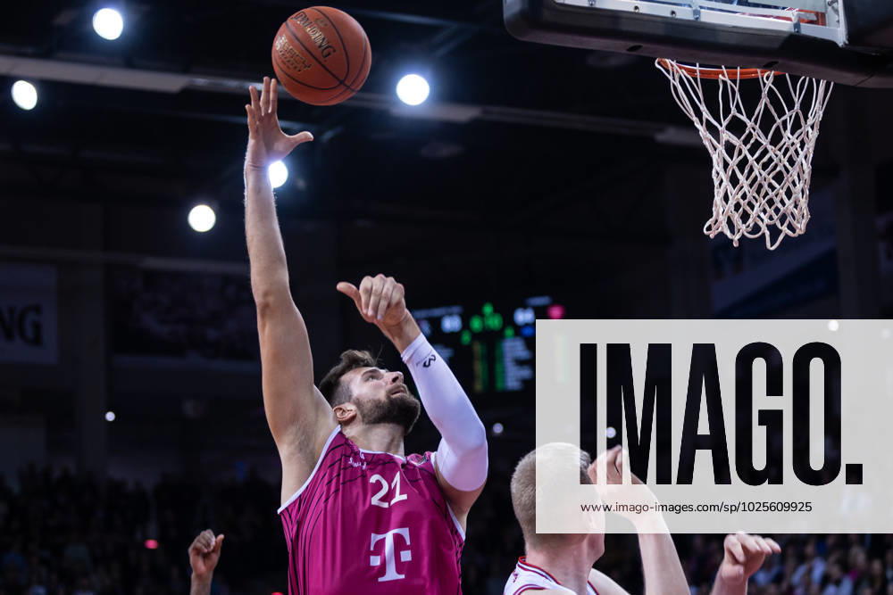 EasyCredit Basketball Bundesliga, Telekom Baskets Bonn vs. Würzburg Baskets, 11.03.2023 Leon KRATZER (Telekom Baskets Bonn 21)