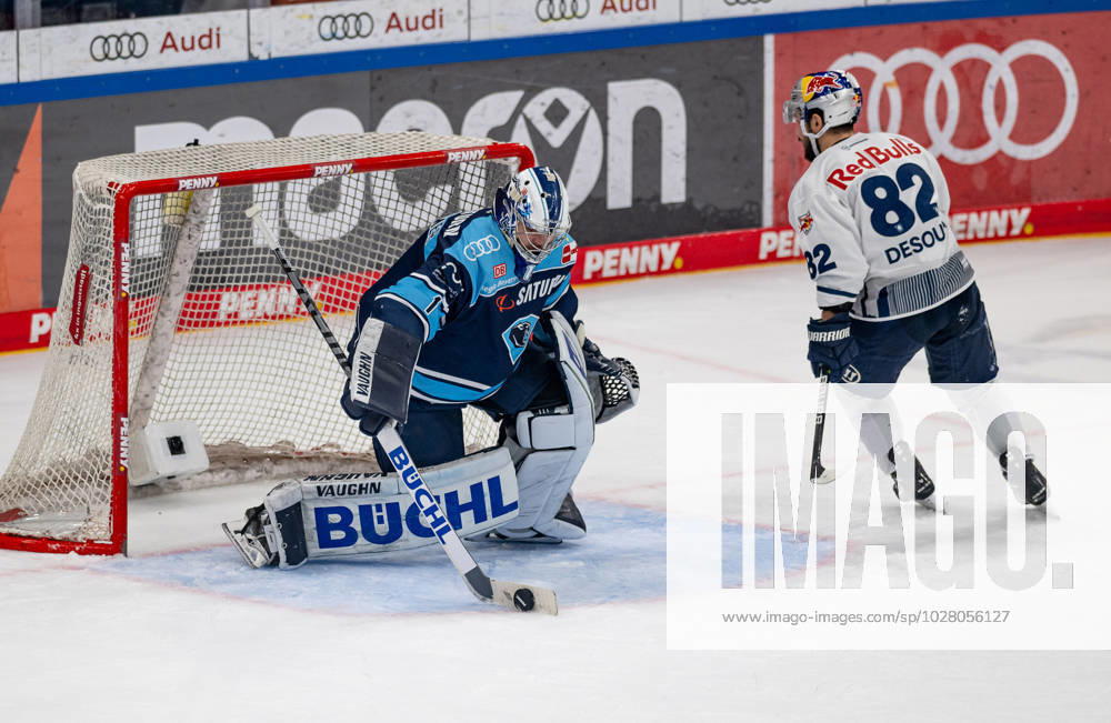 Jonas Stettmer (Torwart, ERC Ingolstadt Panther, 1) entschaerft einen Penaltyschuss von Chris DeSousa (EHC Red Bull Muenchen, 82). ERC Ingolstadt gegen EHC Red Bull Muenchen, Eishockey, DEL, Playoffs, Finale Spiel 2, Saison 2022 2023, 16.04.2023. ERC Ingolstadt gegen EHC Red Bull Muenchen, Eishockey, DEL, Playoffs, Finale Spiel 2, Saison 2022 2023, 16.04.2023. Ingolstadt