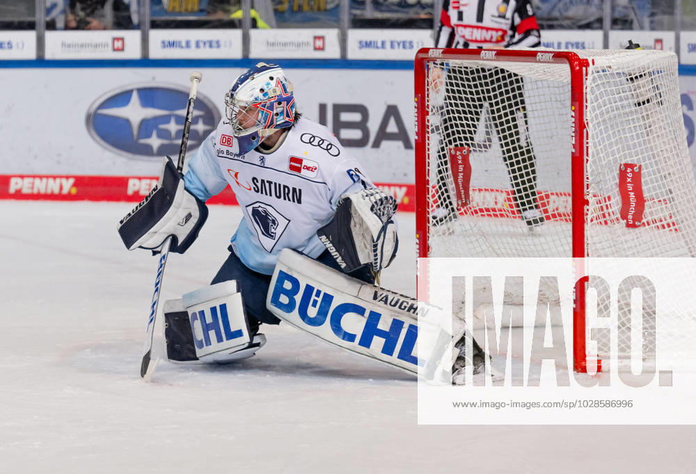 Jonas Stettmer (Torwart, ERC Ingolstadt Panther, 1). EHC Red Bull Muenchen gegen ERC Ingolstadt, Eishockey, DEL, Playoffs, Finale Spiel 5, Saison 2022 2023, 23.04.2023. EHC Red Bull Muenchen gegen ERC Ingolstadt, Eishockey, DEL, Playoffs, Finale Spiel 5, Saison 2022 2023, 23.04.2023. Muenchen