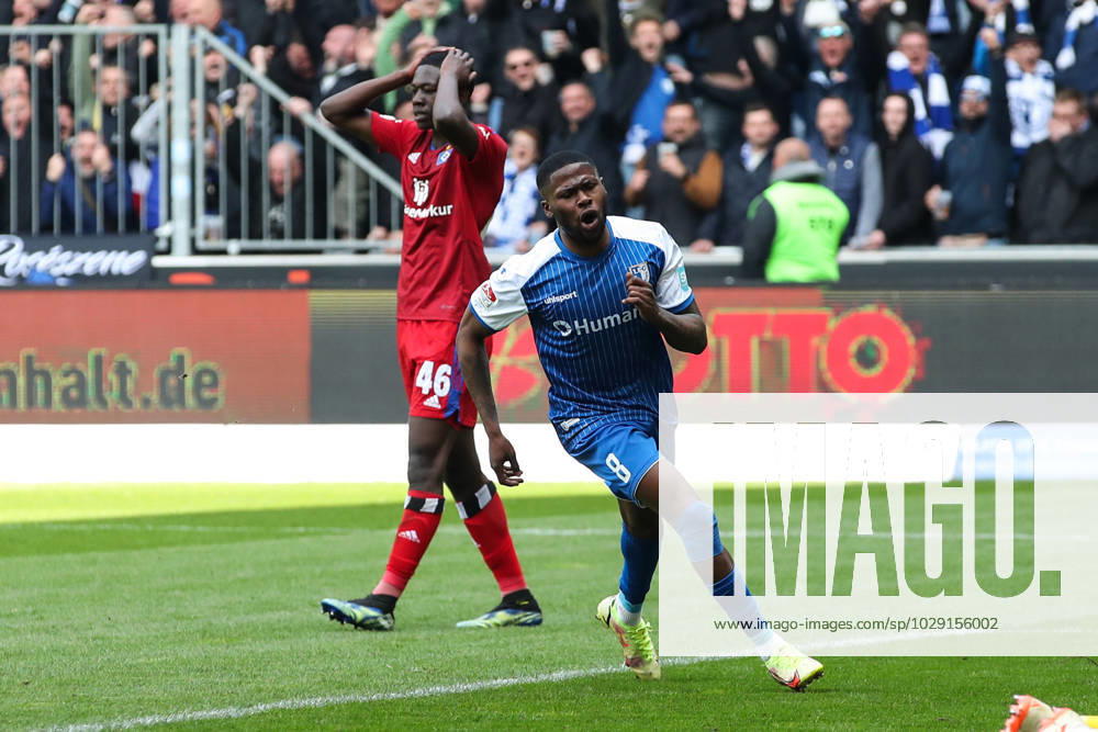 Torjubel - Torschütze Moritz Broni Kwarteng (1. FC Magdeburg,8) trifft zum 1-0 - 2. Fußball Bundesliga Saison 2022-2023 1. FC Magdeburg vs. Hamburger SV in der MDCC Arena in Magdeburg - Aktion,Fußball,Mann,Männer,Deutschland
