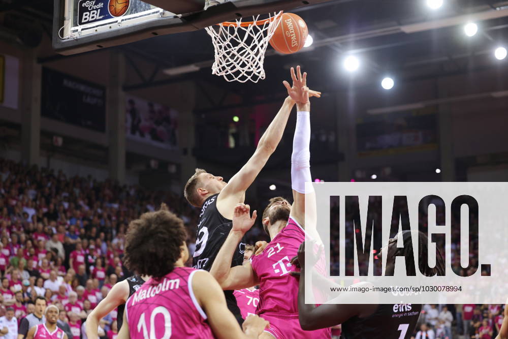 Leon Kratzer Telekom Baskets Bonn vs. NINERS Chemnitz Playoffs Viertelfinale Spiel 2