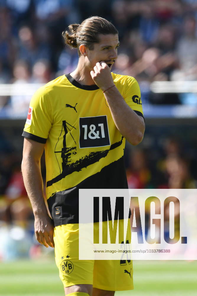 Marcel Sabitzer ( Borussia Dortmund ) nachdenklich. GER, VFL Bochum vs Borussia Dortmund, Fussball, Bundesliga, 2. Spieltag, Spielzeit 2023 2024, 26.08.2023 DFL REGULATIONS PROHIBIT ANY USE OF PHOTOGRAPHS AS IMAGE SEQUENCES AND OR QUASI-VIDEO GER, VFL Bochum vs Borussia Dortmund, Fussball, Bundesliga, 2. Spieltag, Spielzeit 2023 2024, 26.08.2023 Bochum