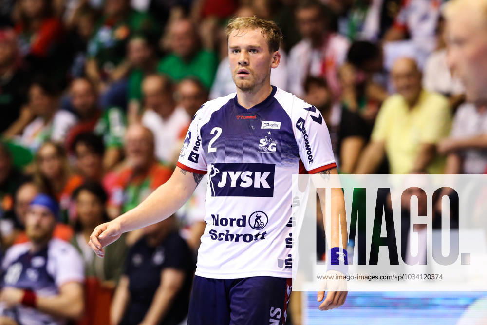 Simon Pytlick (SG Flensburg Handewitt,2) - Handball Bundesliga Saison 2023-2024 SC Magdeburg vs. SG Flensburg-Handewitt in der GETEC Arena in Magdeburg - Einzelbild,Aktion,Handball,Deutschland