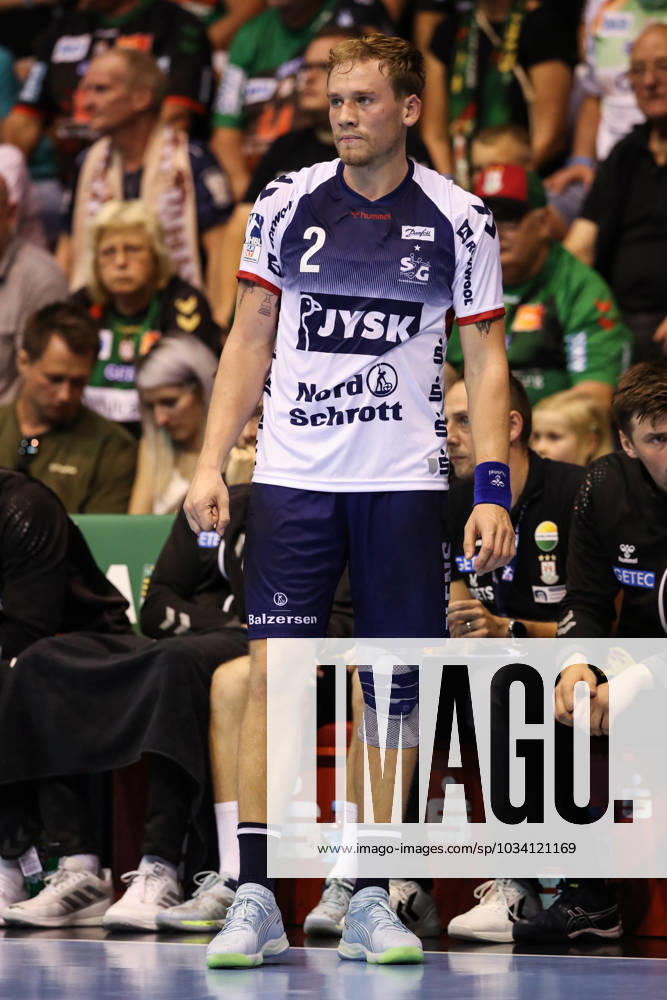 Simon Pytlick (SG Flensburg Handewitt,2) - Handball Bundesliga Saison 2023-2024 SC Magdeburg vs. SG Flensburg-Handewitt in der GETEC Arena in Magdeburg - Freisteller,Aktion,Handball,Deutschland