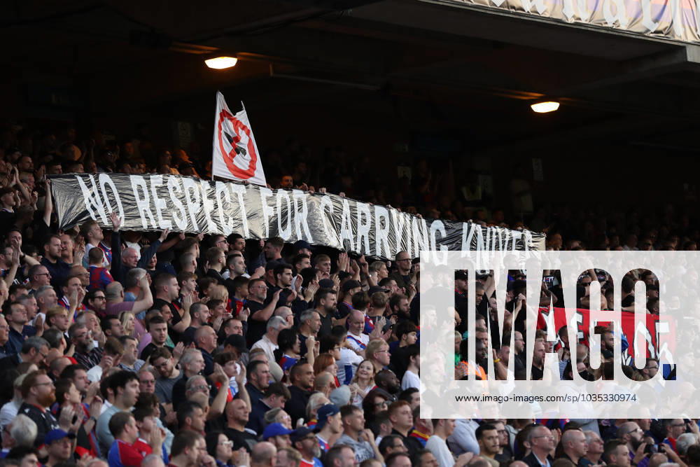 Crystal Palace v Nottingham Forest 07 October 2023, London - Premier League Football - Crystal Palace v Nottingham Forest - Crystal Palace fans hold up a banner protesting knife crime - Photo: Jacques Feeney Offside. London UK