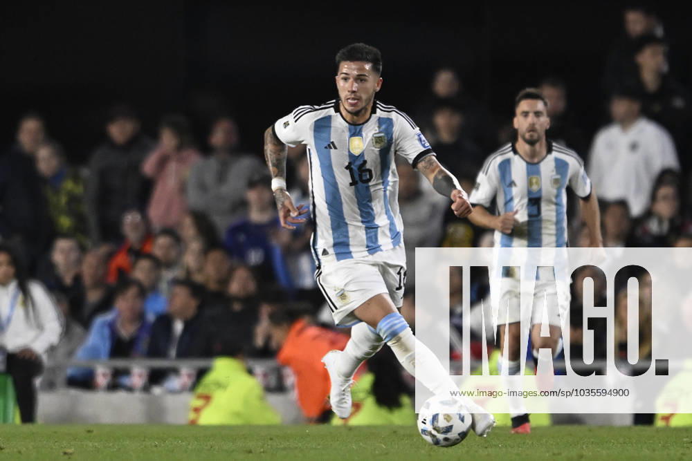 Enzo Fernandez of Argentina during the FIFA World Cup, WM, Weltmeisterschaft, Fussball 2026 Qualifier match between Argentina and Paraguay at Estadio Mas Monumental Antonio Vespucio Liberti on October 12, 2023 in Buenos Aires, Arg Argentina v Paraguay : FIFA World Cup 2026 Qualifier match