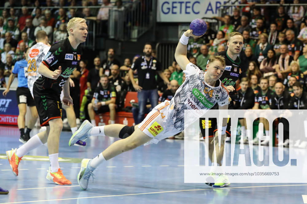 Justus Fischer (TSV Hannover-Burgdorf,54) - Handball Bundesliga Saison 2023-2024 SC Magdeburg vs. TSV Hannover-Burgdorf in der GETEC Arena in Magdeburg - Aktion,Handball,Deutschland