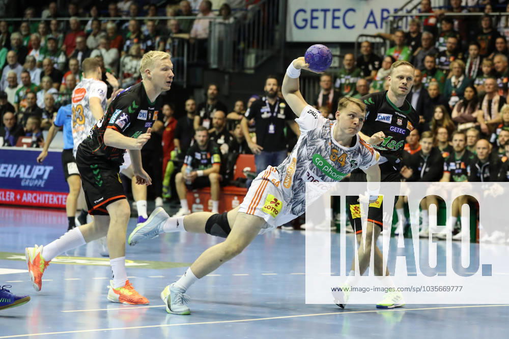 Justus Fischer (TSV Hannover-Burgdorf,54) - Handball Bundesliga Saison 2023-2024 SC Magdeburg vs. TSV Hannover-Burgdorf in der GETEC Arena in Magdeburg - Aktion,Handball,Deutschland