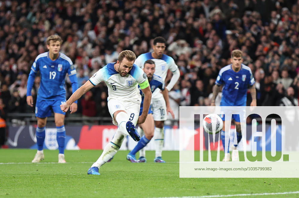 London, England, 17th October 2023. Harry Kane of England scores a penalty to make it 1-1 during the UEFA European Championship, EM, Europameisterschaft Qualifying match at Wembley Stadium, London. Picture credit should read: David Klein Sportimage . SPI-2649-0061