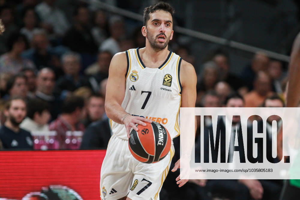 Facundo Campazzo of Real Madrid in action during Turkish Airlines Euroleague basketball match between Real Madrid and Zalgiris Kaunas at Wizink Center on October 17, 2023, in Madrid, Spain. MADRID SPAIN - ZUMAa181 20231017_zaa_a181_047