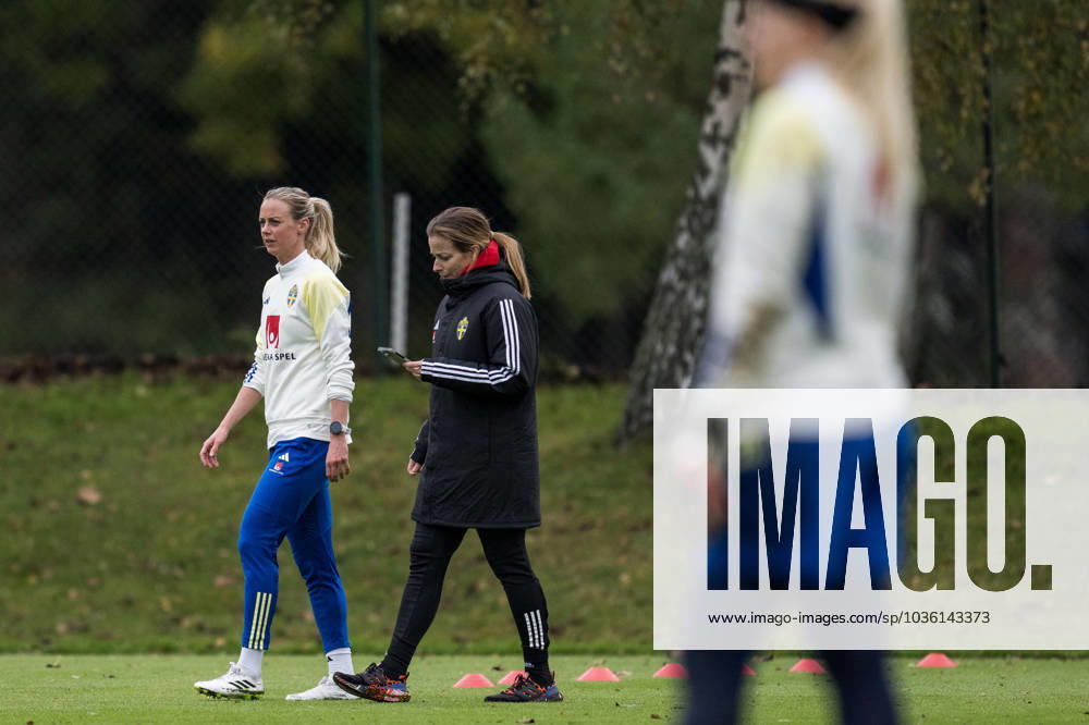 Amanda Ilestedt of Sweden during a training session on October 24, 2023 in Gothenburg. Photo: Mathias Bergeld BILDBYRAN kod MB MB0751 fotboll football soccer fotball nations league uefa womens nations league träning practice training sverige sweden dam bbeng