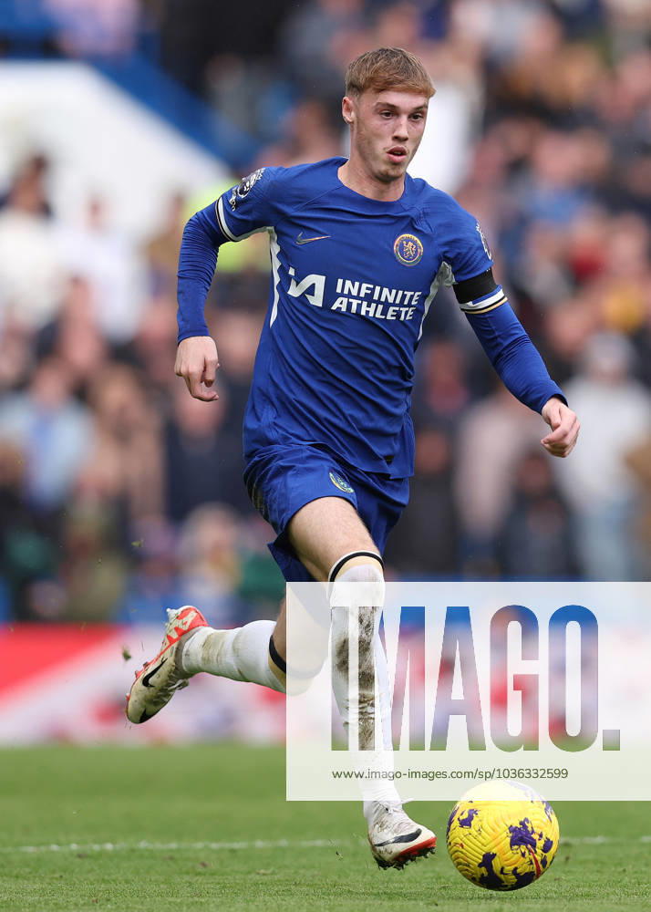London, England, 28th October 2023. Cole Palmer of Chelsea during the Premier League match at Stamford Bridge, London. Picture credit should read: Paul Terry Sportimage . SPI-2685-0130