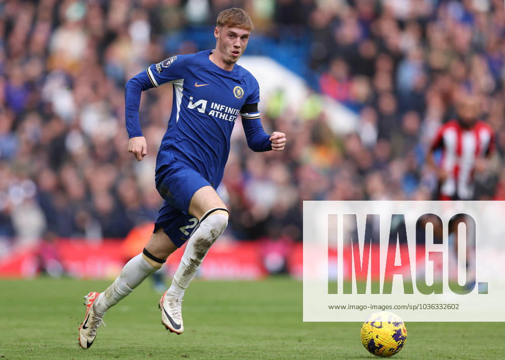 London, England, 28th October 2023. Cole Palmer of Chelsea during the Premier League match at Stamford Bridge, London. Picture credit should read: Paul Terry Sportimage . SPI-2685-0132