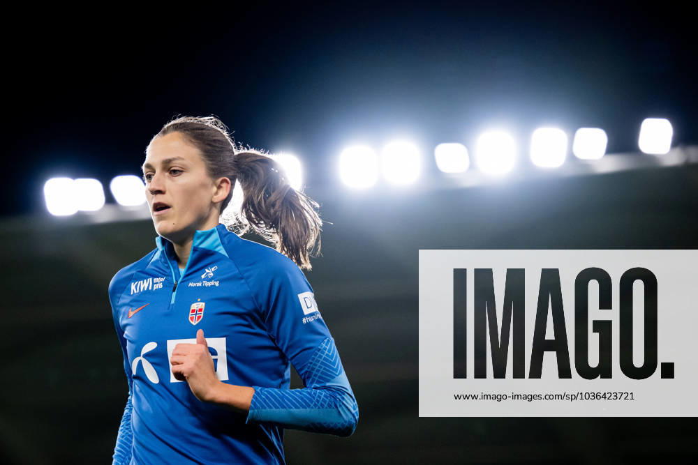 Emma Stolen Godo of the Norwegian women s national football team during a training session on October 30, 2023 in Reims. Photo: Vegard Grott BILDBYRAN kod VG VG0549 bbeng fotboll football soccer fotball norge norway women dam nations league träning practice training trening