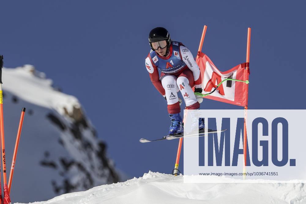 ALPINE SKIING - Ski Austria, training SOELDEN,AUSTRIA,08.NOV.23 - ALPINE SKIING - Ski Austria, downhill, training, ladies. Image shows Nadine Fest (AUT). GEPAxpictures xPatrickxSteiner