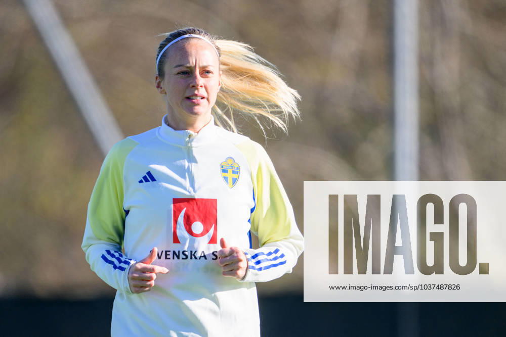 Amanda Ilestedt of Sweden during a training session with the Women s National Football team of Sweden on 28, 2023 in Lucerne. Photo: Ludvig Thunman BILDBYRAN kod LT LT0561 fotboll football soccer fotball nations league uefa womens nations league träning practice training sverige sweden dam bbeng