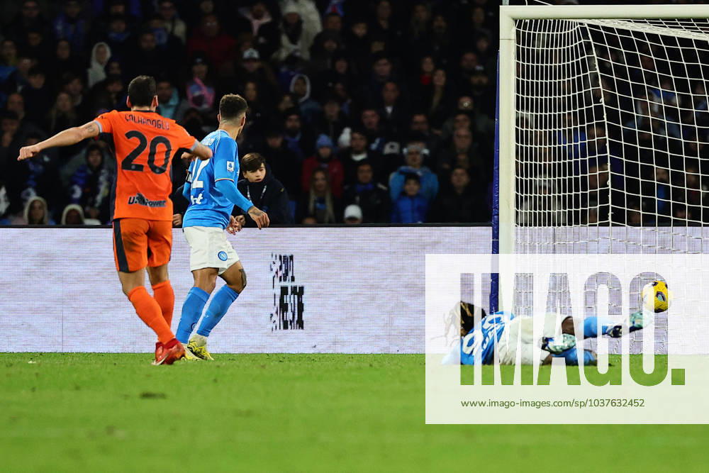 Hakan Calhanoglu of FC Internazionale scores the goal of 0-1 during the Serie A football match between SSC Napoli and FC Internazionale at Diego Armando Maradona stadium in Naples (Italy), December 3rd, 2023. cesarexpurini