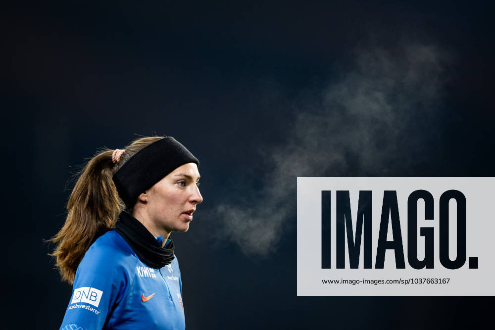 Marit Bratberg Lund of the Norwegian women s national football team during a training session on December 4, 2023 in Sankt Pölten. Photo: Vegard Grott BILDBYRAN kod VG VG0567 bbeng fotboll football soccer fotball norge norway women dam nations league träning practice training trening st pölten