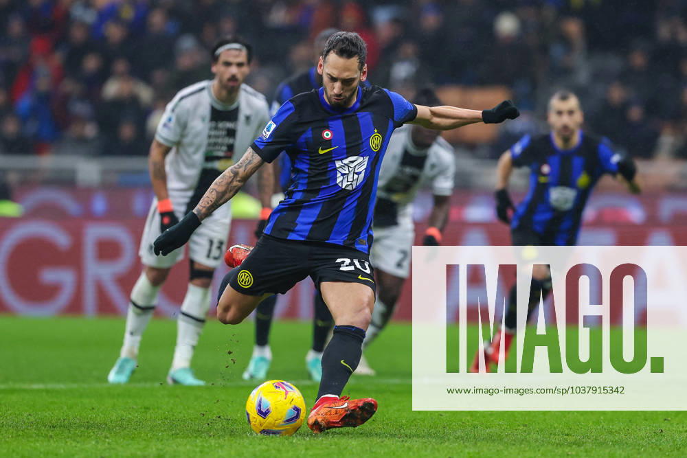Hakan Calhanoglu of FC Internazionale scores a penalty during Serie A 2023 24 football match between FC Internazionale and Udinese Calcio at Giuseppe Meazza Stadium, Milan, Italy on December 09, 2023 - Milan Stadio Giuseppe Meazza Milan Italy