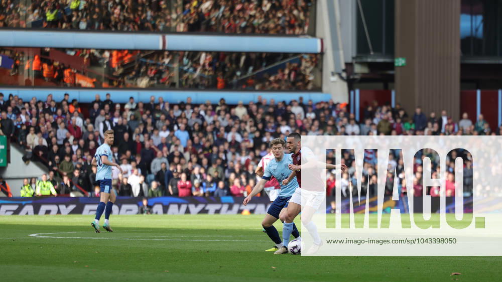 Aston Villa v Brentford Premier League 06 04 2024. Stock John McGinn (7) of Aston Villa during the Premier League match between Aston Villa and Brentford at Villa Park, Birmingham, England on 6 April 2024. Birmingham Villa Park West Midlands England Editorial use only DataCo restrictions apply See www.football-dataco.com ,