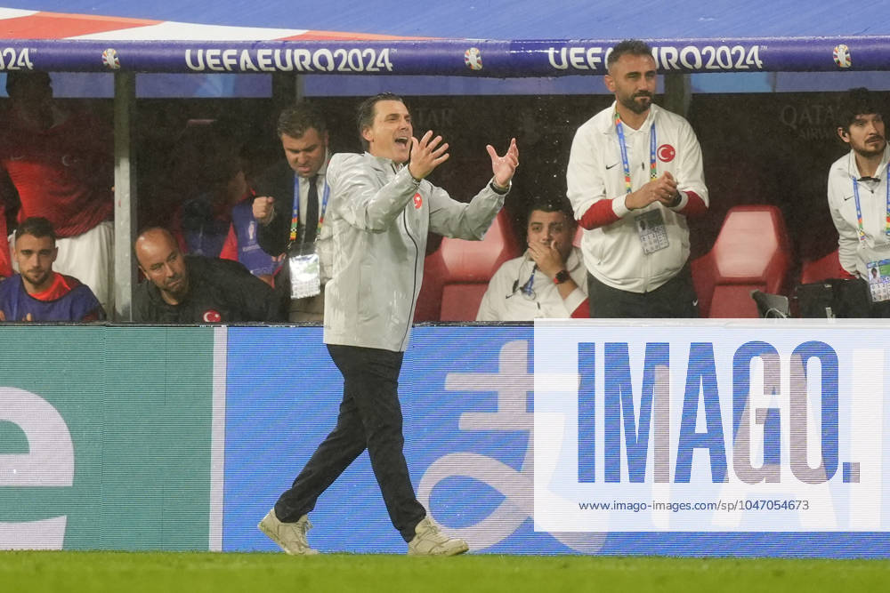 Turkey s head coach Vincenzo Montella during the Euro 2024 soccer match between Austria and Turkey at the Red Bull Arena -Round of 16, Leipzig, Germany - Tuesday July 02, 2024. - Soccer .