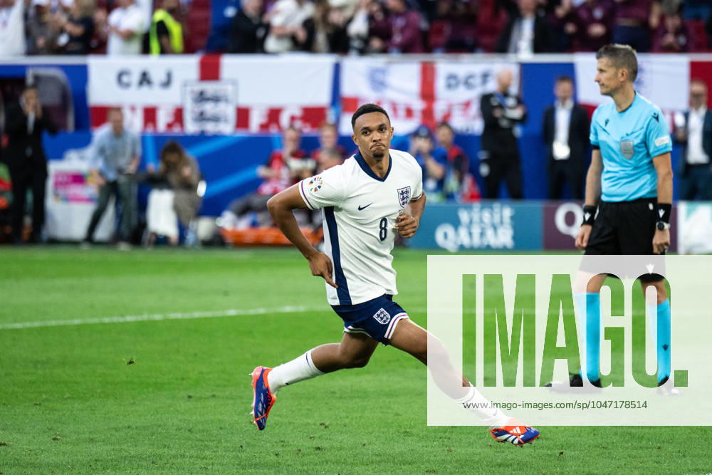 Trent Alexander-Arnold of England celebrates after the UEFA EURO, EM, Europameisterschaft,Fussball 2024 Football Championship quarterfinal between England and Switzerland on July 6, 2024 in Düsseldorf. Photo: Mathias Bergeld BILDBYRAN kod MB MB0943 fotboll football soccer fotball fotbolls-em europamästerskap em uefa euro uefa european football championship euro 2024 kvartsfinal quarterfinal quarterfinals england schweiz switzerland bbeng jubel