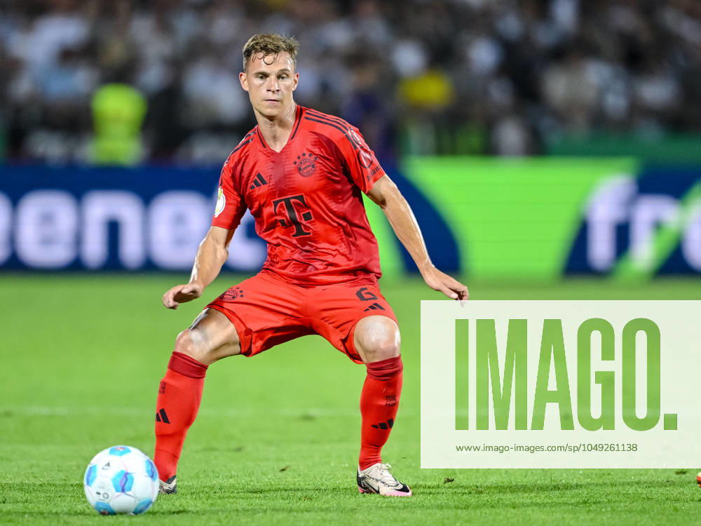 Joshua Kimmich (FC Bayern Muenchen) in Aktion, am Ball, Einzelaktion waehrend des DFB-Pokal - erstrunden Spiels zwischen dem SSV Ulm 1846 Fussball und FC Bayern München im Donaustadion am 16. August 2024 in Ulm, Deutschland. (Foto von Harry Langer DeFodi Images) +++ Joshua Kimmich (FC Bayern Muenchen) controls the Ball during the DFB-Pokal - First Round match between SSV Ulm 1846 Fussball and FC Bayern Muenchen at Donaustadion on August 16, 2024 in Ulm, Germany. (Photo by Harry Langer DeFodi Images) DFB DFL REGULATIONS PROHIBIT ANY USE OF PHOTOGRAPHS AS IMAGE SEQUENCES AND OR QUASI-VIDEO. (Photo by Harry Langer DeFodi Images) DFB DFL REGULATIONS PROHIBIT ANY USE OF PHOTOGRAPHS AS IMAGE SEQUENCES AND OR QUASI-VIDEO. Defodi-541_SSVFCB240816_207