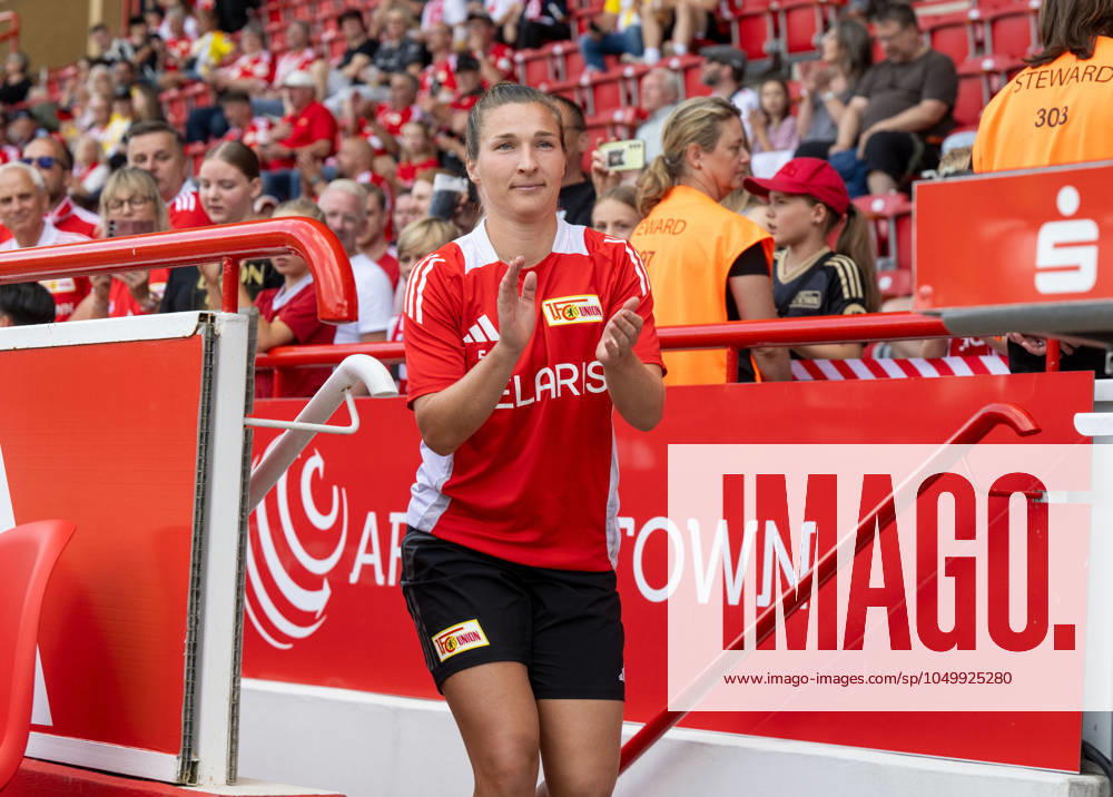 Fußball, Frauen, Testspiel, Saison 2024 2025, 1. FC Union Berlin - SV Werder Bremen, Katja Orschmann (1. Frauen 1. FC Union) bei der Teamvorstellung, 03.08. 2024,