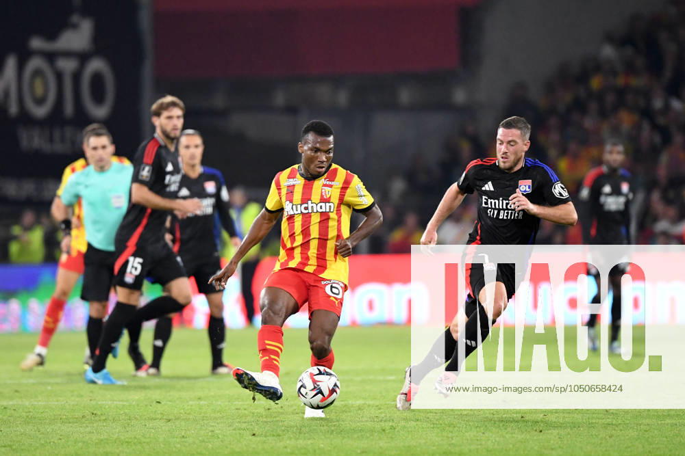 RC Lens v Olympique Lyonnais - Ligue 1 MCDonald s 2024 2025 15 Hamzat Ojediran (rcl) - 07 Jordan VERETOUT (ol) during the Ligue 1 MCDonald s match between Lens and Lyon at Stade Bollaert-Delelis on September 15, 2024 in Lens, France. Lens France