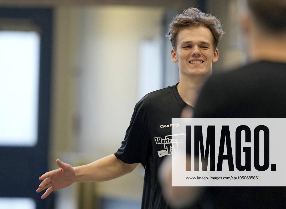 Reik Simon Gäbler von den ETB Miners im Spiel gegen RheinStars Köln e.V. am 21.09. 2024. Das Spiel endete 110:91 in der Sporthalle Am Hallo, Ernestinenstraße 57. Michael Gohl FUNKE Foto Services Deutschland Nordrhein-Westfalen Essen