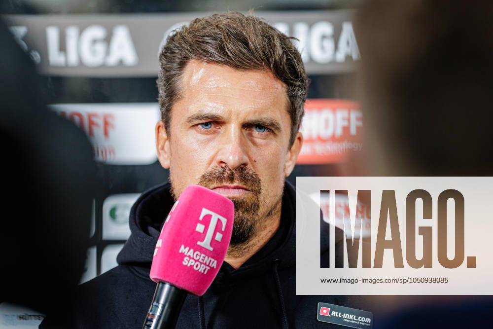 Thomas Stamm (SG Dynamo Dresden, Cheftrainer) im Interview mit Magenta TV GER, SC Verl vs. SG Dynamo Dresden, Fussball, 3. Liga, 7. Spieltag, Spielzeit 2024 2025, 25.09.2024 DFL Regulations prohibit any use of photographers as image sequences and or quasi-video. GER, SC Verl vs. SG Dynamo Dresden, Fussball, 3. Liga, 7. Spieltag, Spielzeit 2024 2025, 25.09.2024 Verl