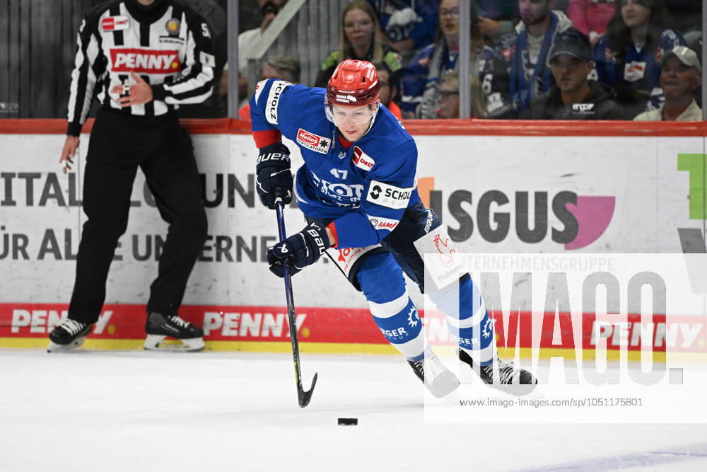 Alexander Karachun (Schwenninger Wild Wings 47) Schwenninger Wild Wings gegen Eisbaeren Berlin, Eishockey, DEL, Spieltag 4, Saison 2024 2025, 29.09.2024 Schwenninger Wild Wings gegen Eisbaeren Berlin, Eishockey, DEL, Penny DEL, Spieltag 4, Saison 2024 2025, 29.09.2024 Schwenningen
