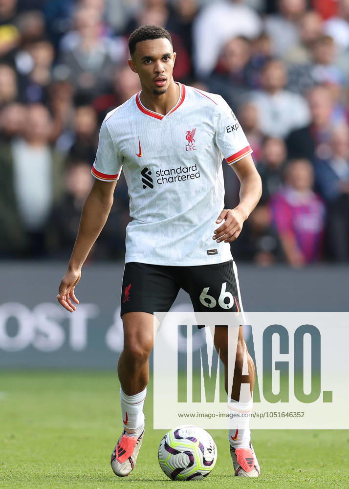 London, England, 5th October 2024. Trent Alexander-Arnold of Liverpool during the Premier League match at Selhurst Park, London. Picture credit should read: Paul Terry Sportimage . SPI-3361-0132