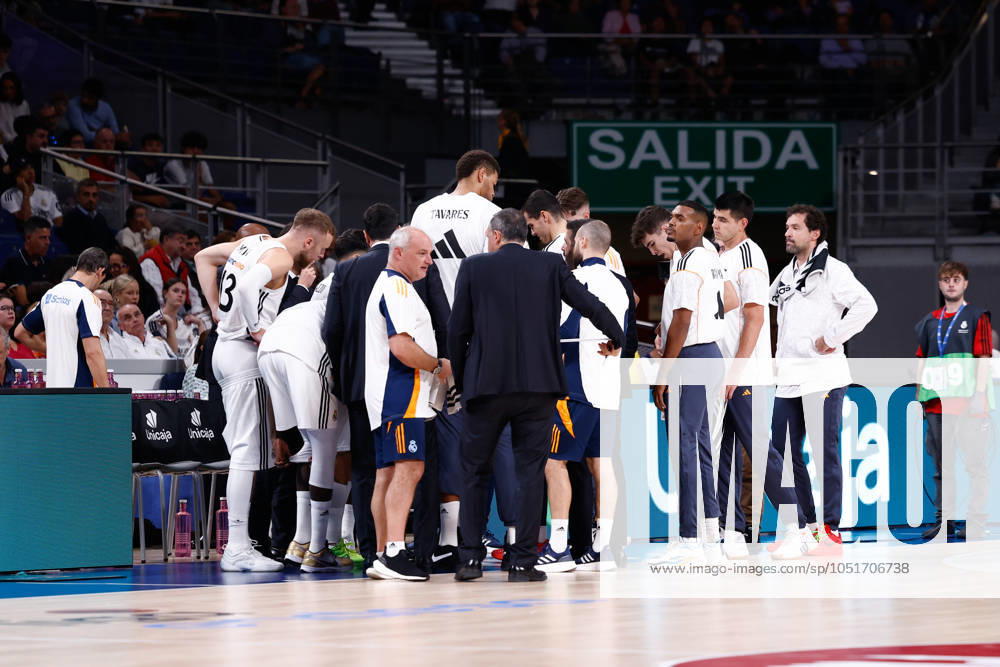 Players of Real Madrid came together during the Spanish League, Liga ACB Endesa, basketball match played between Real Madrid and Casademont Zaragoza at WiZink Center on October 6, 2024 in Madrid, Spain. Madrid SPAIN - ZUMAa181 20241006_zaa_a181_040