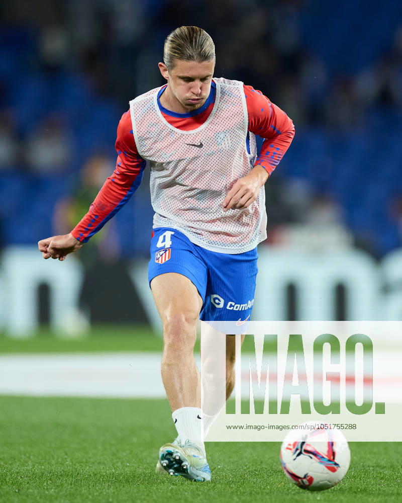 Conor Gallagher of Atletico de Madrid warms up prior to the LaLiga EA Sports match between Real Sociedad and Atletico de Madrid at Reale Arena on October 6, 2024, in San Sebastian, Spain. San Sebastian SPAIN - ZUMAa181 20241006_zaa_a181_276
