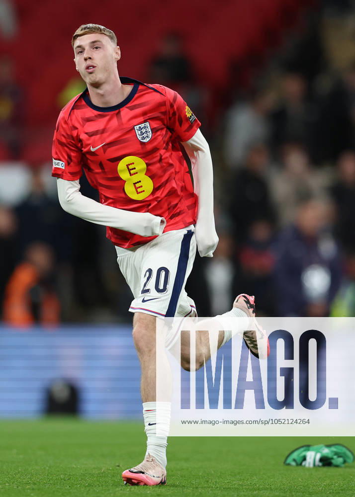 London, England, 10th October 2024. Cole Palmer of England during the UEFA Nations League match at Wembley Stadium, London. Picture credit should read: Paul Terry Sportimage . SPI-3369-0068