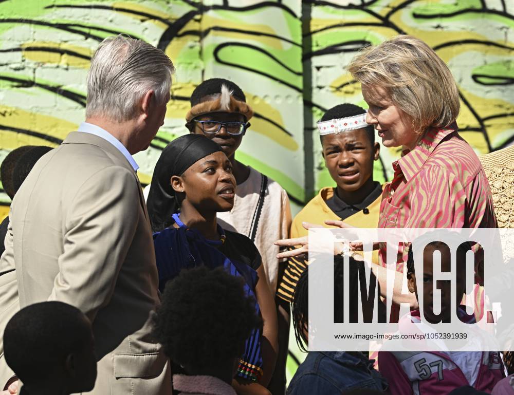 State Visit of King Philippe and Queen Mathilde to South Africa (Day 5) CAPE TOWN, SOUTH AFRICA - MARCH 26 : State Visit of King Philippe and Queen Mathilde to South Africa (Day 5) - King Philippe & Queen Mathilde visit of Philippi Village - Lunch at Den Anker - King Philippe & Queen Mathilde visit the UNESCO World Heritage site Kirstenbosch on 26, 2023 in Cape Town, South Africa, 26 03 2023 Cape Town South Africa