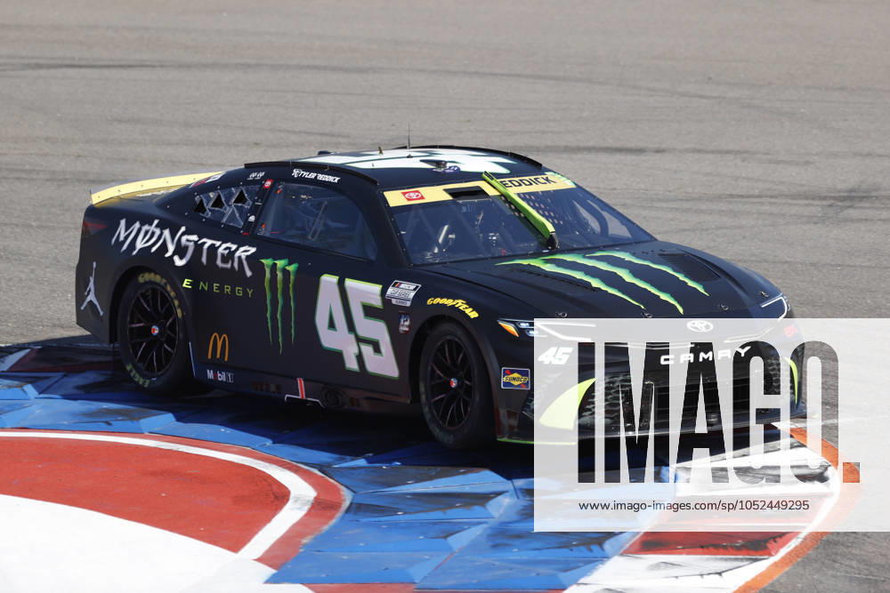 CHARLOTTE, NC - OCTOBER 13: Tyler Reddick ( 45 23XI Racing Monster Energy Toyota) drives into turn 16 during the running of the NASCAR, Motorsport, USA Cup Series Bank of America ROVAL 400 on October 13, 2024 at Charlotte Motor Speedway in Charlotte, NC. (Photo by Jeff Robinson Icon Sportswire) AUTO: OCT 13 NASCAR Cup Series Bank of America ROVAL 400 Icon241013378400