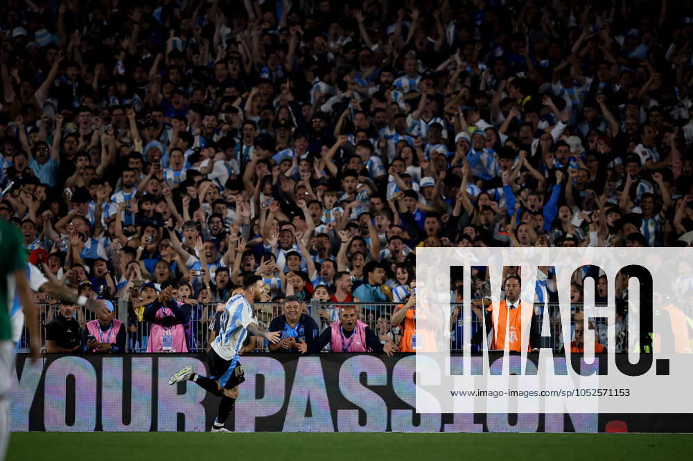 Lionel Messi of Argentina celebrates during the match between Argentina and Bolivia as part of FIFA World Cup, WM, Weltmeisterschaft, Fussball 2026 Qualifiers at Estadio Mas Monumental, on October 15 2024 in Buenos Aires, Argentina Buenos Aires Argentina - ZUMAt163 20241015_zsp_t163_005