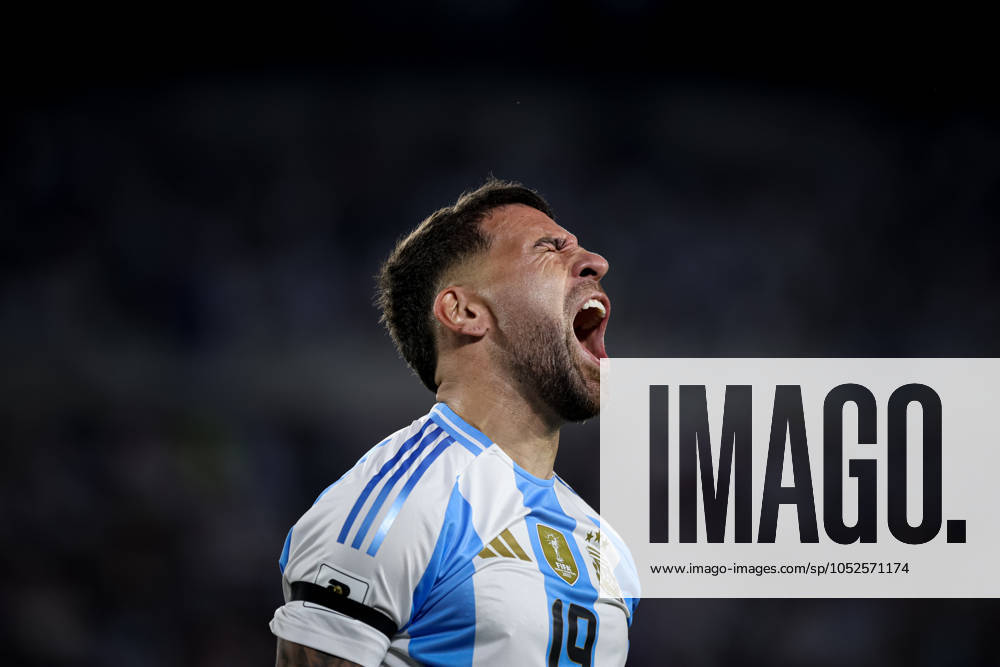 Nicolas Otamendi of Argentina reacts during the match between Argentina and Bolivia as part of FIFA World Cup, WM, Weltmeisterschaft, Fussball 2026 Qualifiers at Estadio Mas Monumental, on October 15 2024 in Buenos Aires, Argentina Buenos Aires Argentina - ZUMAt163 20241015_zsp_t163_021