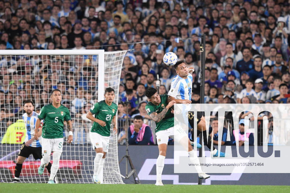 Lautaro Martinez of Argentina Gabriel Villamil of Bolivia in action during the FIFA World Cup, WM, Weltmeisterschaft, Fussball 2026 South American Qualifier match between Argentina and Bolivia at Estadio Mas Monumental Antonio Vespucio Liberti on October 15, 2024 in Buenos Aires, Argentina. Photo by D.Halisz SFSI Argentina v Bolivia - FIFA World Cup 2026 Qualifier