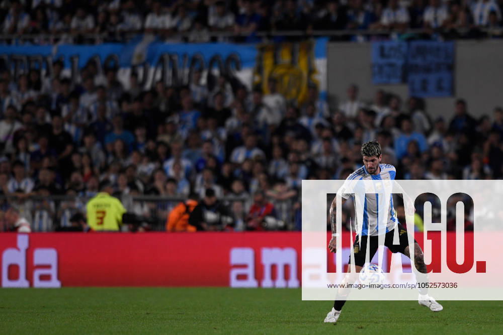 Rodrigo de Paul of Argentina during the FIFA World Cup, WM, Weltmeisterschaft, Fussball 2026 South American Qualifier match between Argentina and Bolivia at Estadio Mas Monumental Antonio Vespucio Liberti on October 15, 2024 in Buenos Aires, Argentina. Photo by D.Halisz SFSI Argentina v Bolivia - FIFA World Cup 2026 Qualifier