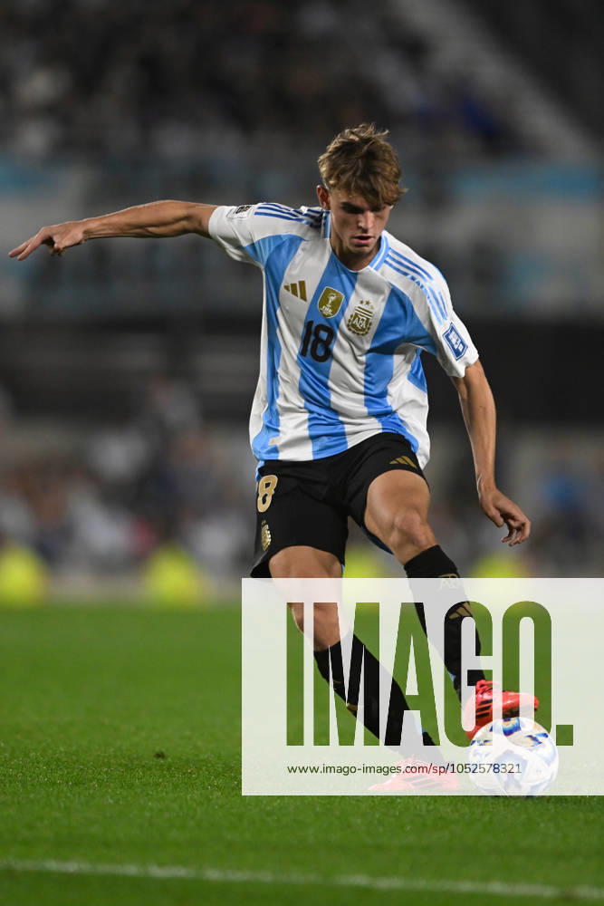 Nico Paz of Argentina during the FIFA World Cup, WM, Weltmeisterschaft, Fussball 2026 South American Qualifier match between Argentina and Bolivia at Estadio Mas Monumental Antonio Vespucio Liberti on October 15, 2024 in Buenos Aires, Argentina. Photo by D.Halisz SFSI Argentina v Bolivia - FIFA World Cup 2026 Qualifier