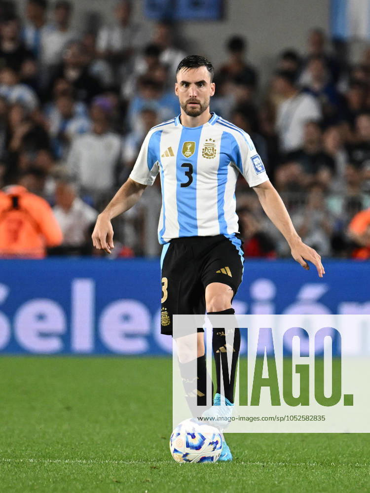 BUENOS AIRES, ARGENTINA - OCTOBER 15:Nicolas Tagliafico of Argentina Controls the ball during a match between Argentina Vs Bolivia as part of World Cup 2026 Qualifiers at Estadio Mas Monumental on October 15, 2024 in BuenosAires, Argentina. Buenos Aires Buenos Aires Argentina
