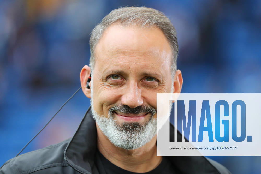 Fussball 1.Bundesliga, TSG 1899 Hoffenheim - VfL Bochum, v.l. Trainer Pellegrino Matarazzo (TSG 1899 Hoffenheim) Portrait Sinsheim