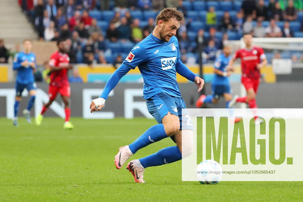 Fussball 1.Bundesliga, TSG 1899 Hoffenheim - VfL Bochum, v.l. Jacob Bruun Larsen (TSG 1899 Hoffenheim) Portrait Sinsheim