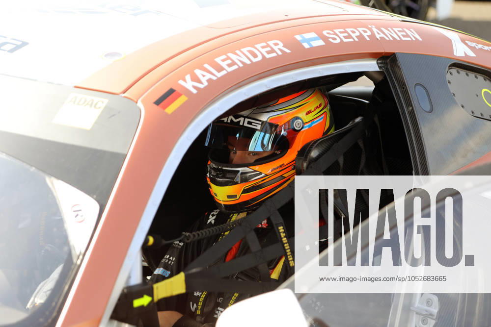 Hockenheim, Deutschland 18.-20. Oktober 2024: ADAC GT Masters Finale - Hockenheimring 2024 Im Bild: Elias Seppaenen(FIN) Tom Kalender(DEU),GT Masters Champions 2024 Hockenheimring Baden Württemberg