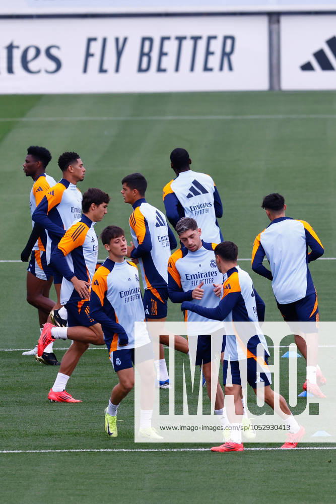 Arda Guler and Federico Valverde of Real Madrid warm up during the training day of Real Madrid ahead the Spanish League, LaLiga EA Sports, football match against FC Barcelona, Barca at Ciudad Deportiva Real Madrid on October 25, 2024, in Valdebebas, Madrid, Spain. Madrid SPAIN - ZUMAa181 20241025_zaa_a181_089