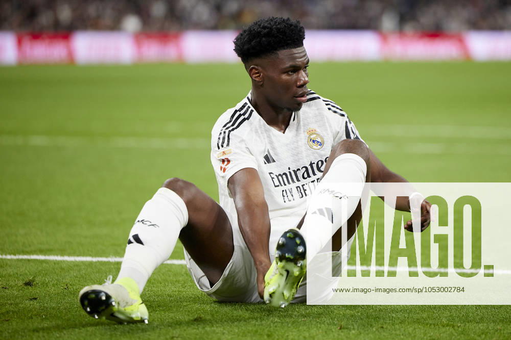 Aurelien Tchouameni of Real Madrid CF during La Liga football match between Real Madrid CF v FC Barcelona, Barca at Santiago Bernabeu Stadium in Madrid, Spain, October 26, 2024 Madrid Spain - ZUMAa206 20241026_zsp_a206_031