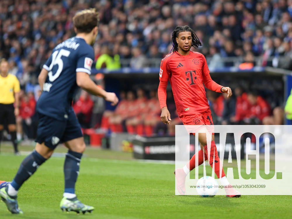 Michael Olise (FC Bayern Muenchen) in Aktion, am Ball, Einzelaktion waehrend des Spiels der 1. Bundesliga zwischen VfL Bochum 1848 und FC Bayern München, Vonovia Ruhrstadion am 27. October 2024 in Bochum, Deutschland. (Foto von Ralf Treese DeFodi Images) +++ Michael Olise (FC Bayern Muenchen) controls the ball during the Bundesliga match between VfL Bochum 1848 and FC Bayern München at Vonovia Ruhrstadion on October 27, 2024 in Bochum, Germany. (Photo by Ralf Treese DeFodi Images) DFL regulations prohibit any use of photographs as image sequences and or quasi-video. not used in POL SRB CRO FRA GBR NED ITA USA Defodi-521_BOCFCB20241027_027